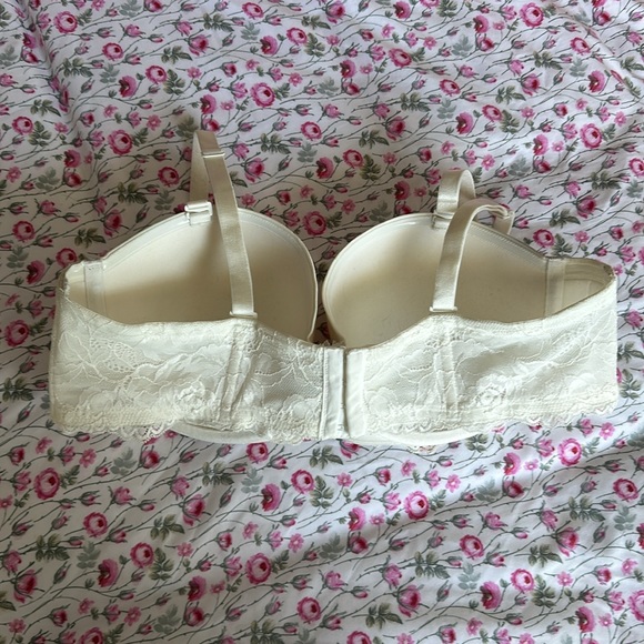 Torrid bra - Picture 2 of 6